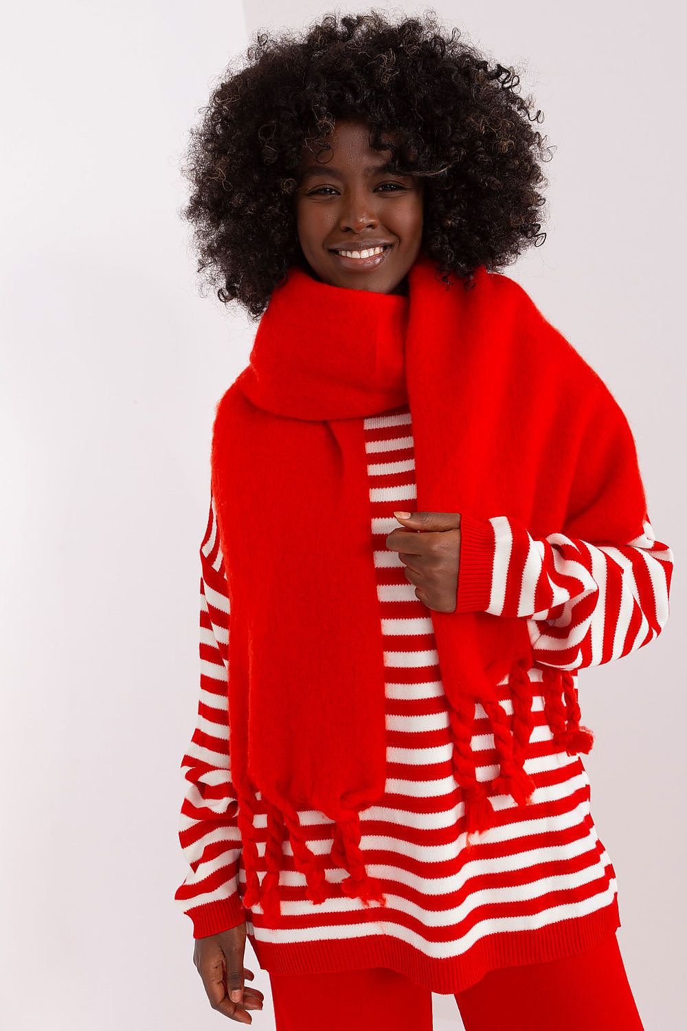 Shawl model 190589 AT