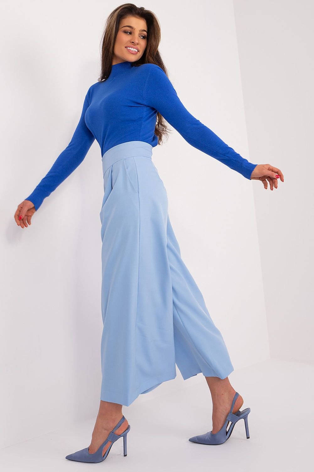 Women trousers model 192507 Italy Moda
