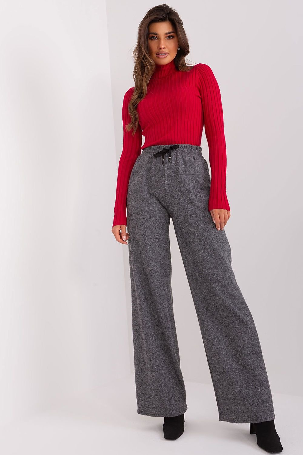 Women trousers model 193133 Lakerta
