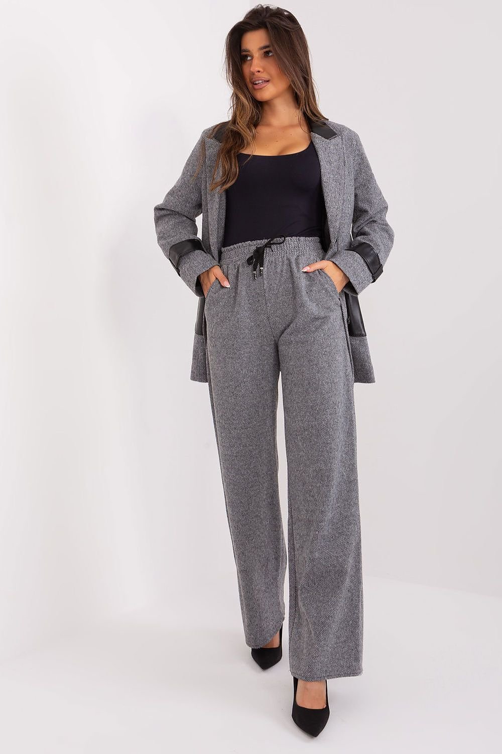 Women trousers model 193133 Lakerta