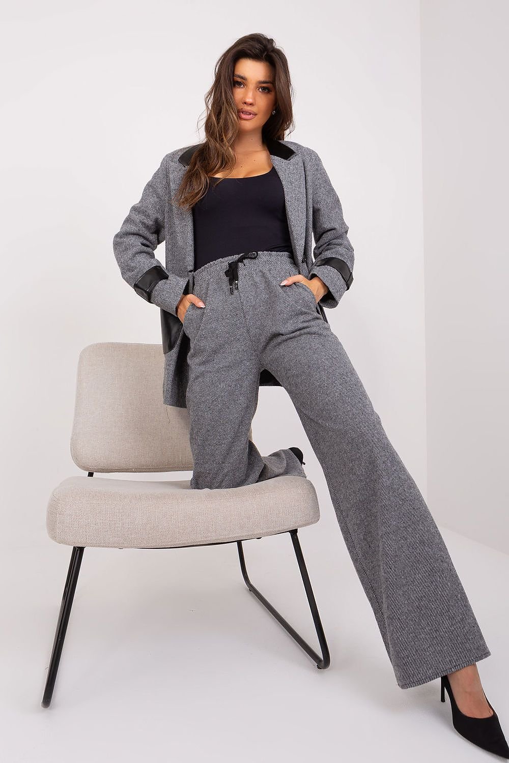 Women trousers model 193133 Lakerta