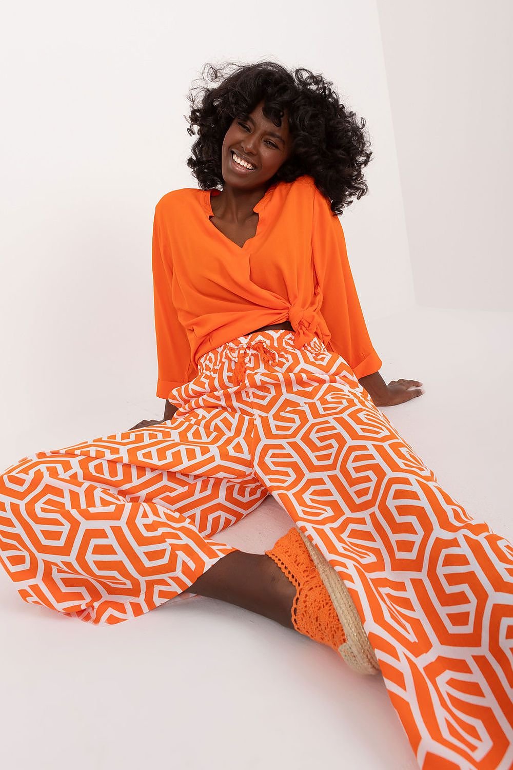 Women trousers model 196924 Sublevel