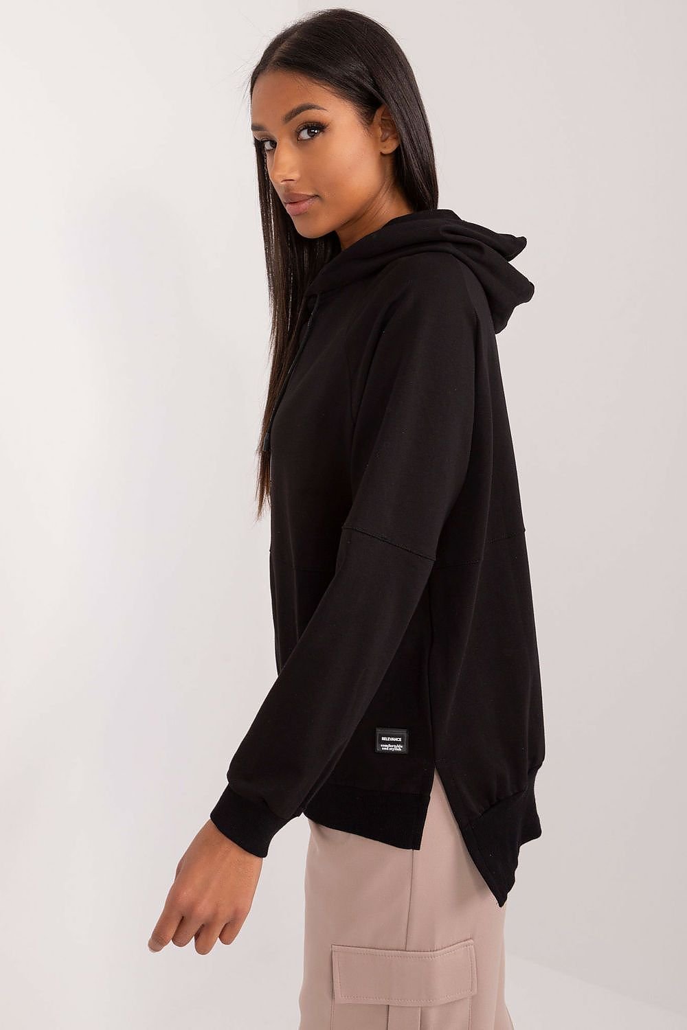 Sweatshirt model 197073 Relevance