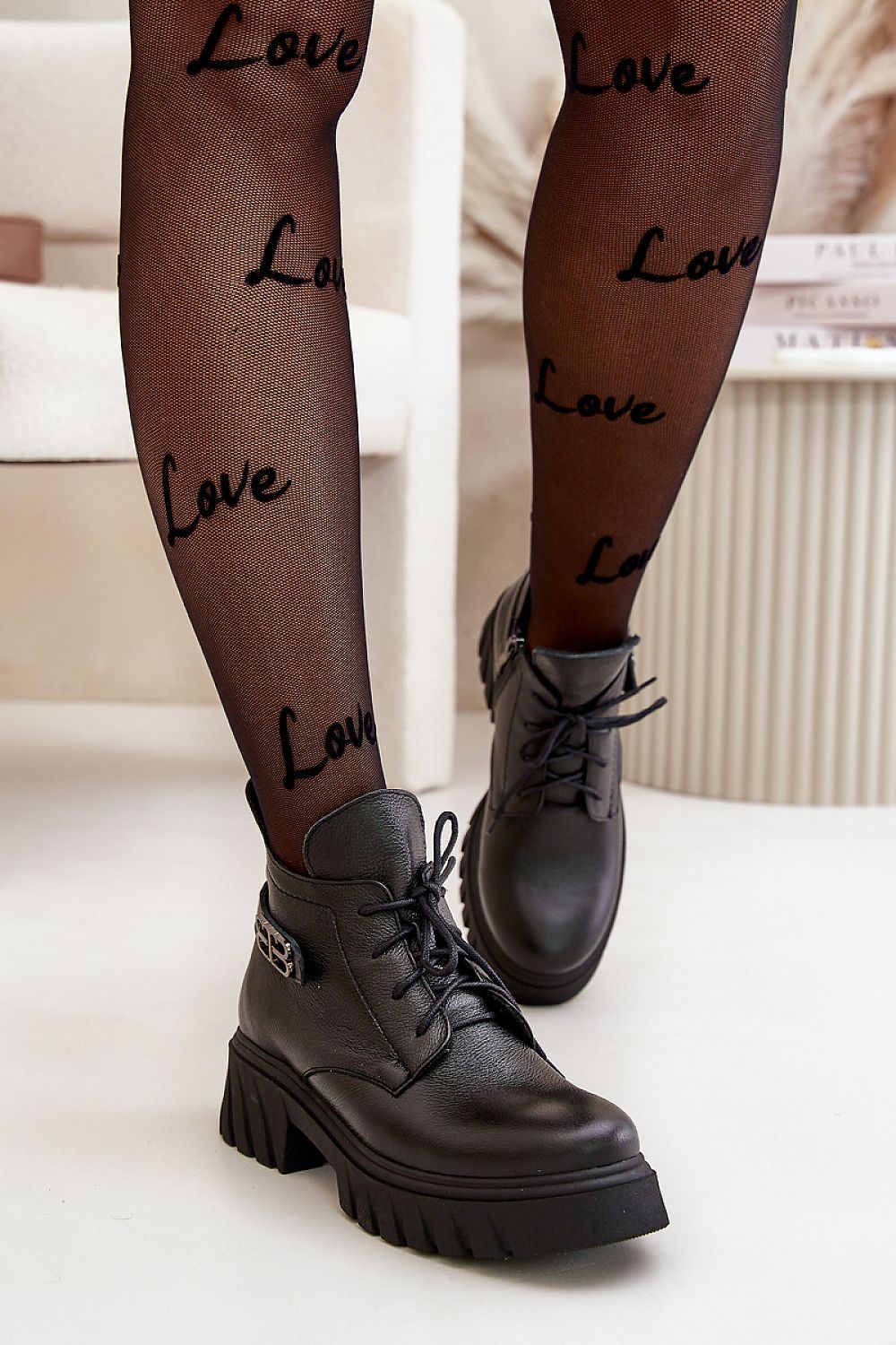 Boots model 202813 Step in style