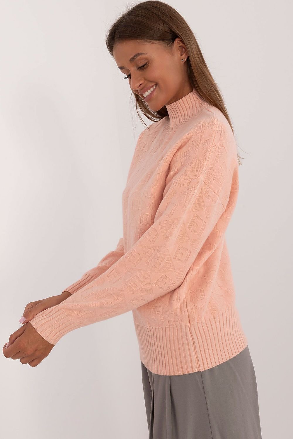 Jumper model 200527 AT