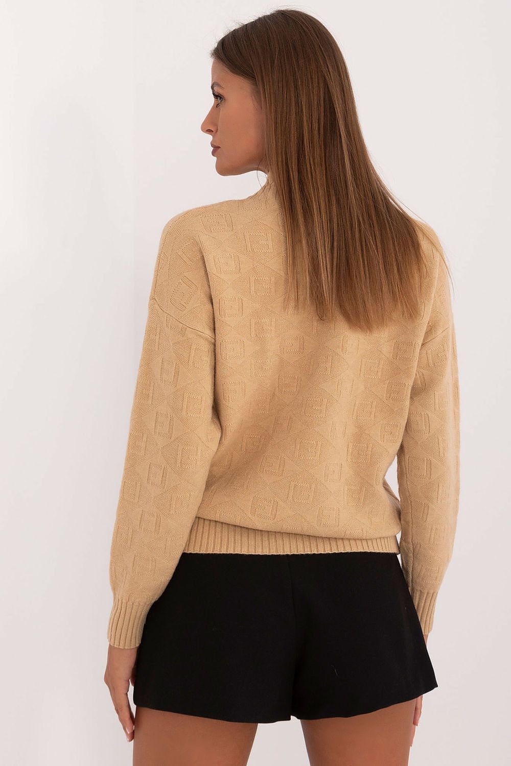 Jumper model 200527 AT
