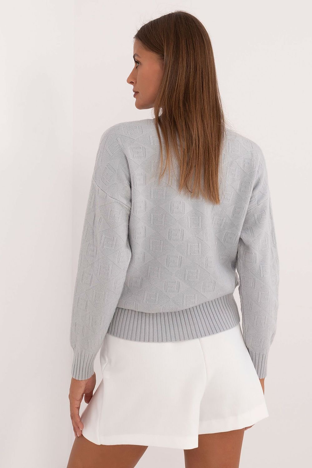 Jumper model 200527 AT