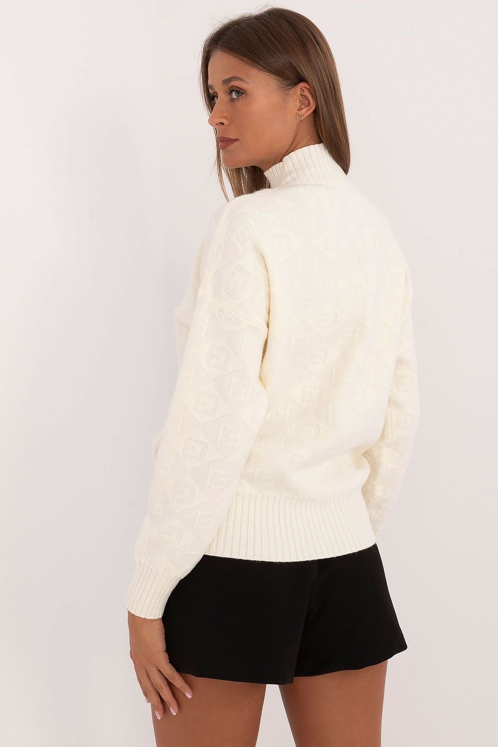 Jumper model 200527 AT
