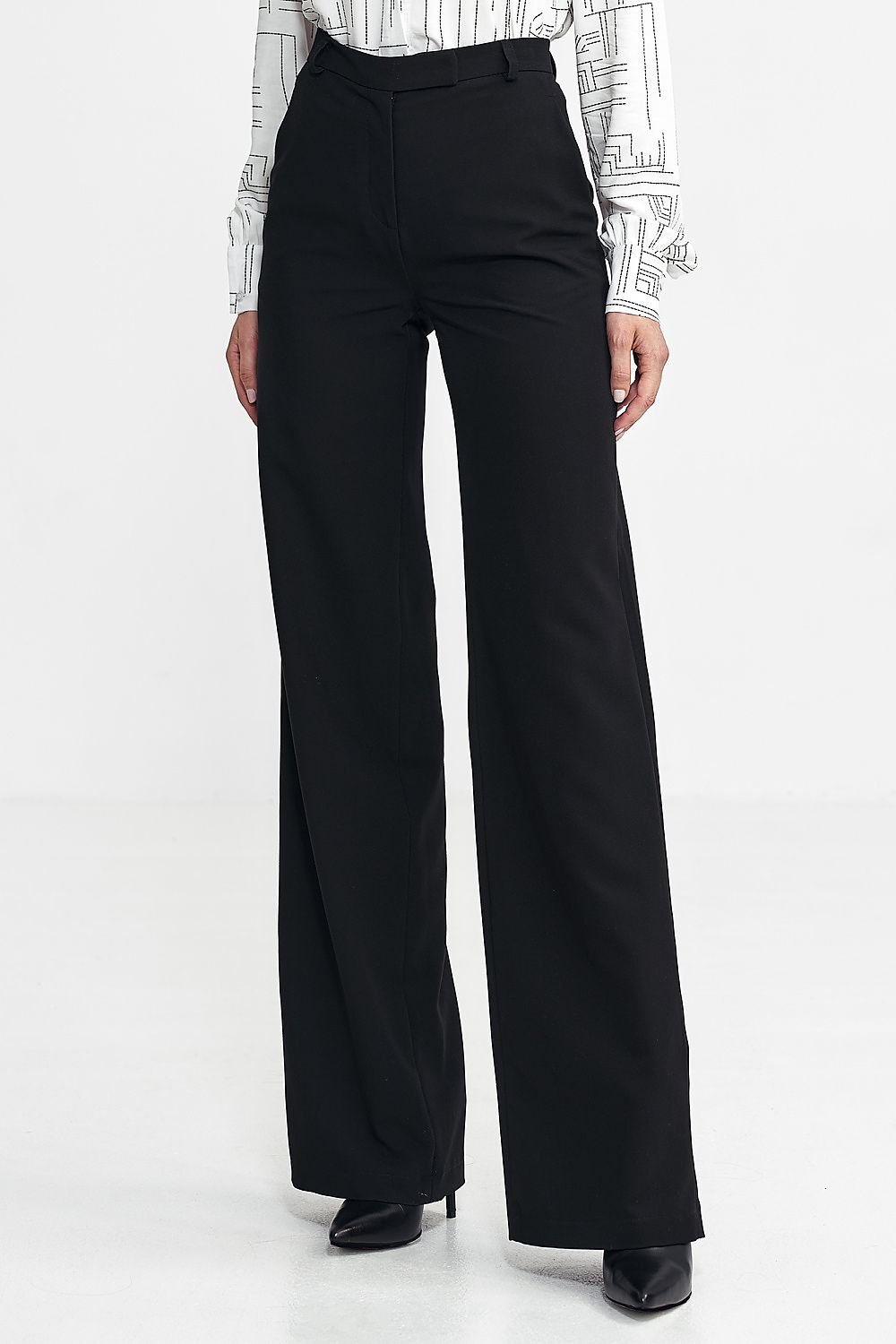 Trousers model 200390 Nife