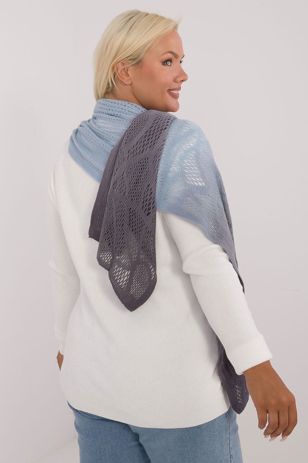Shawl model 200860 AT