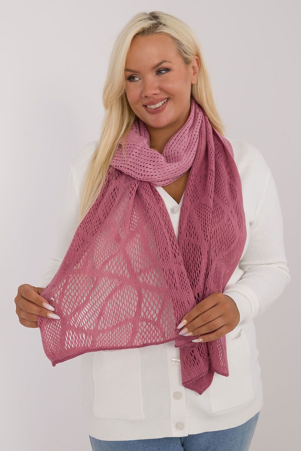 Shawl model 200860 AT