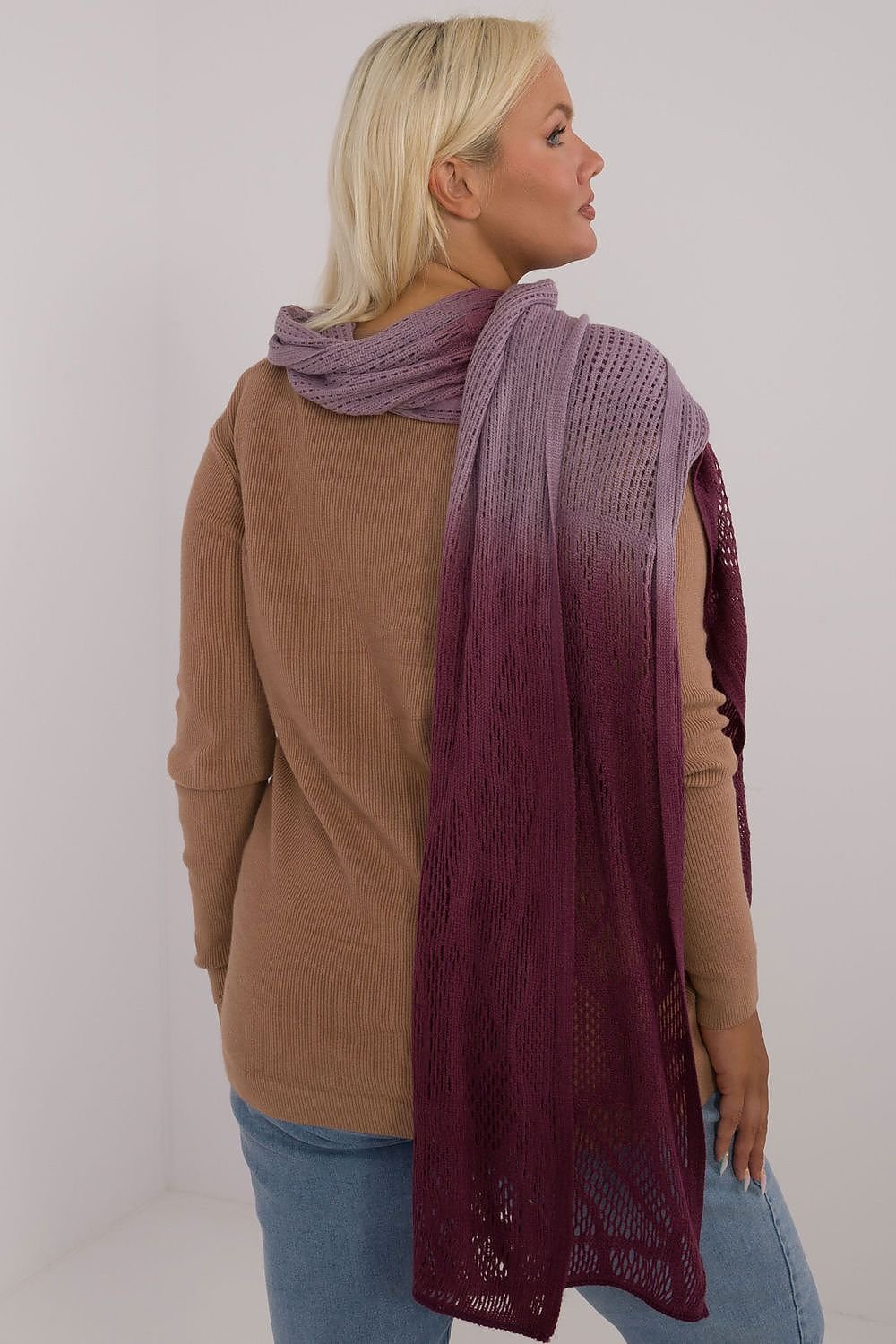 Shawl model 200860 AT