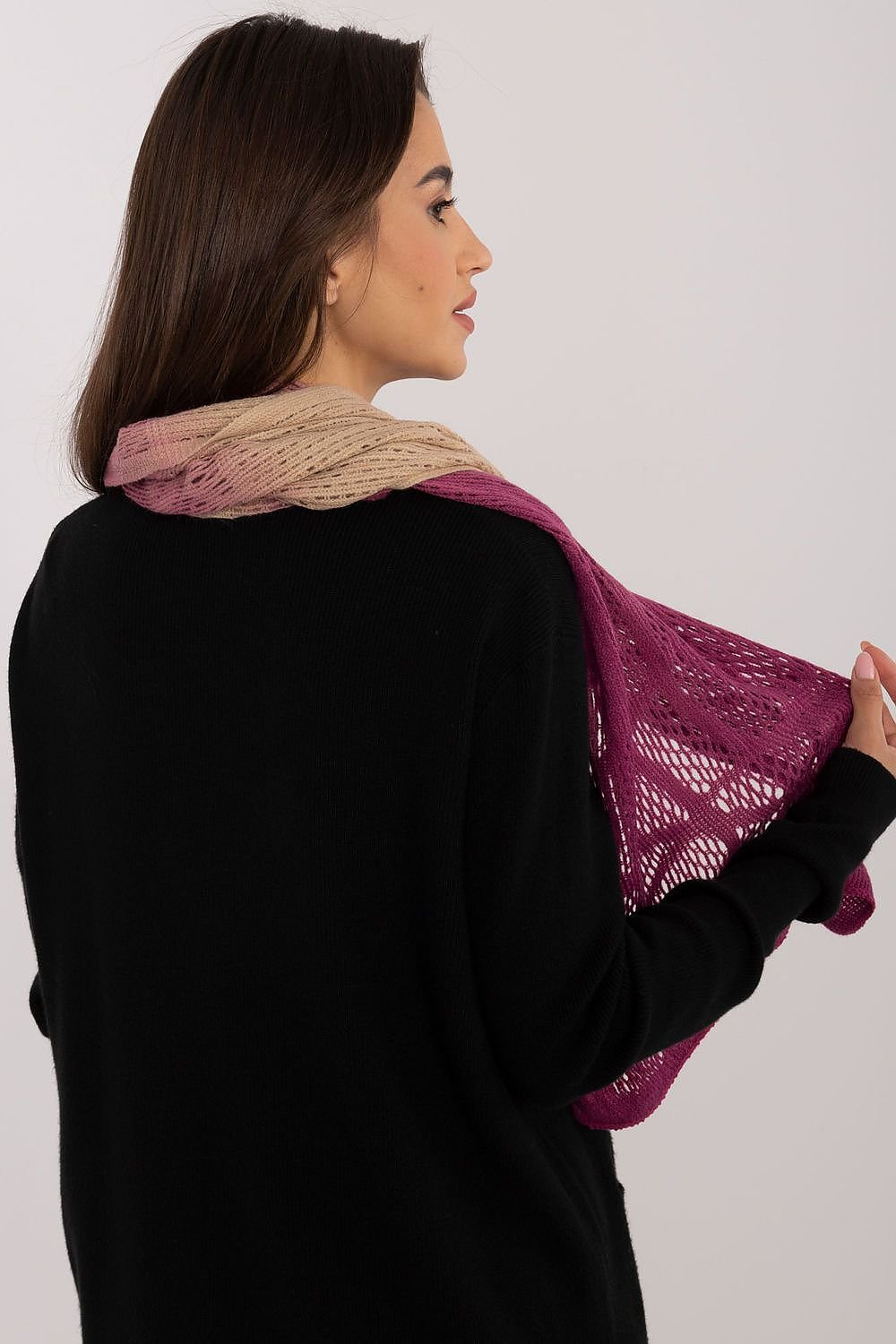 Shawl model 200860 AT