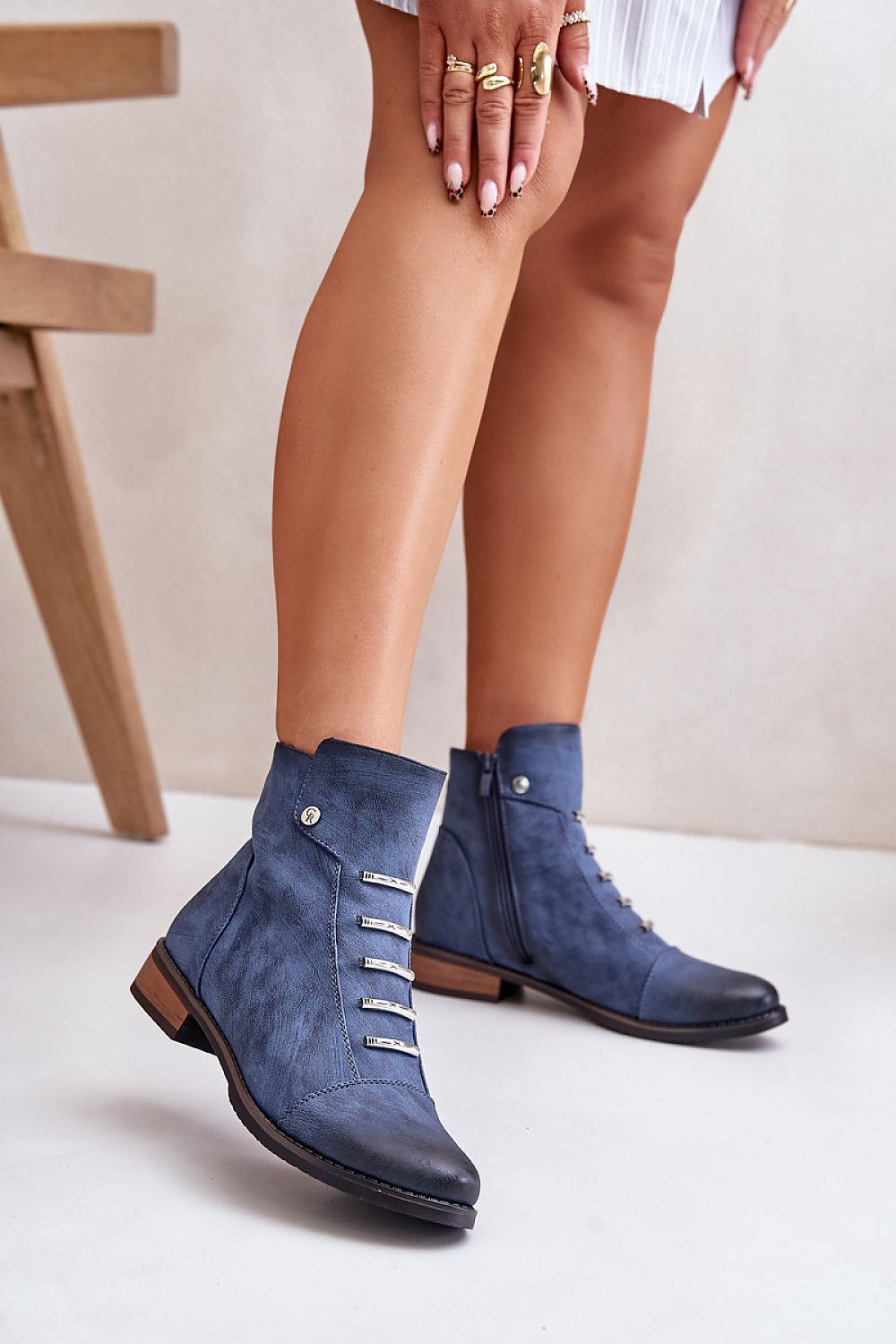 Boots model 201236 Step in style