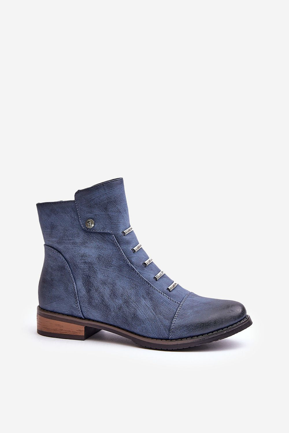 Boots model 201236 Step in style