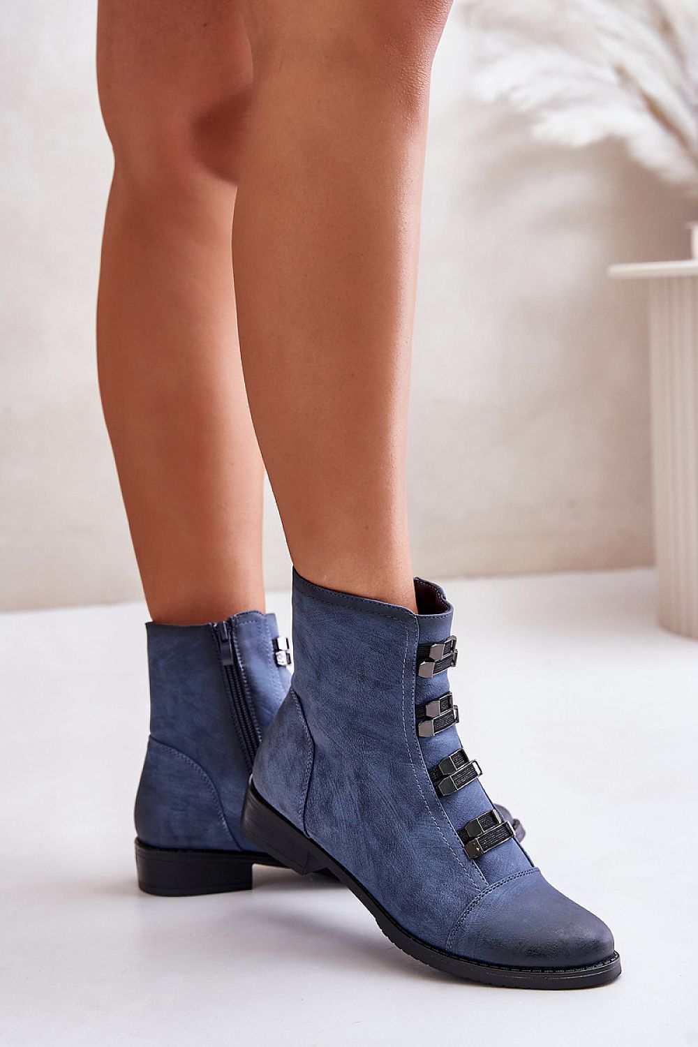 Boots model 201240 Step in style