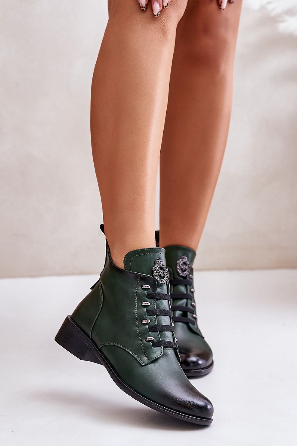 Boots model 201243 Step in style