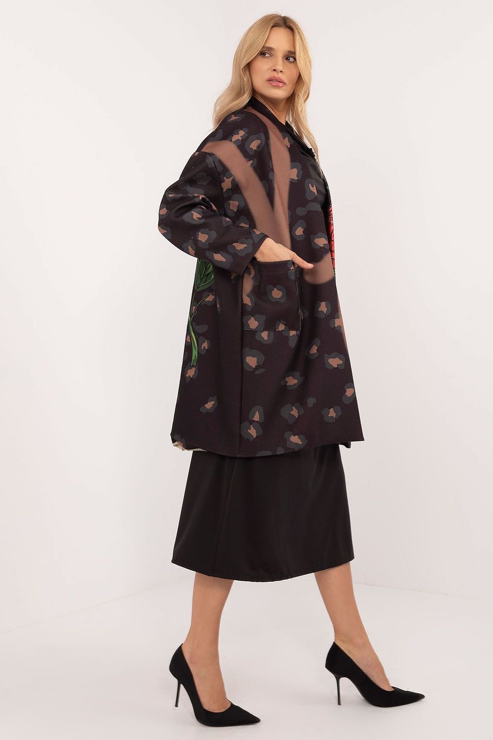 Coat model 202022 Italy Moda