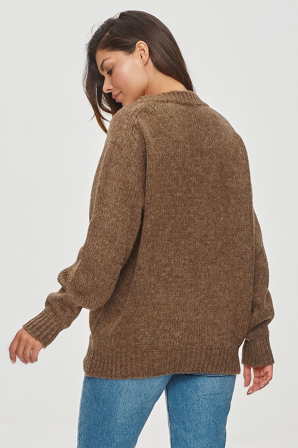 Jumper model 201802 Makadamia