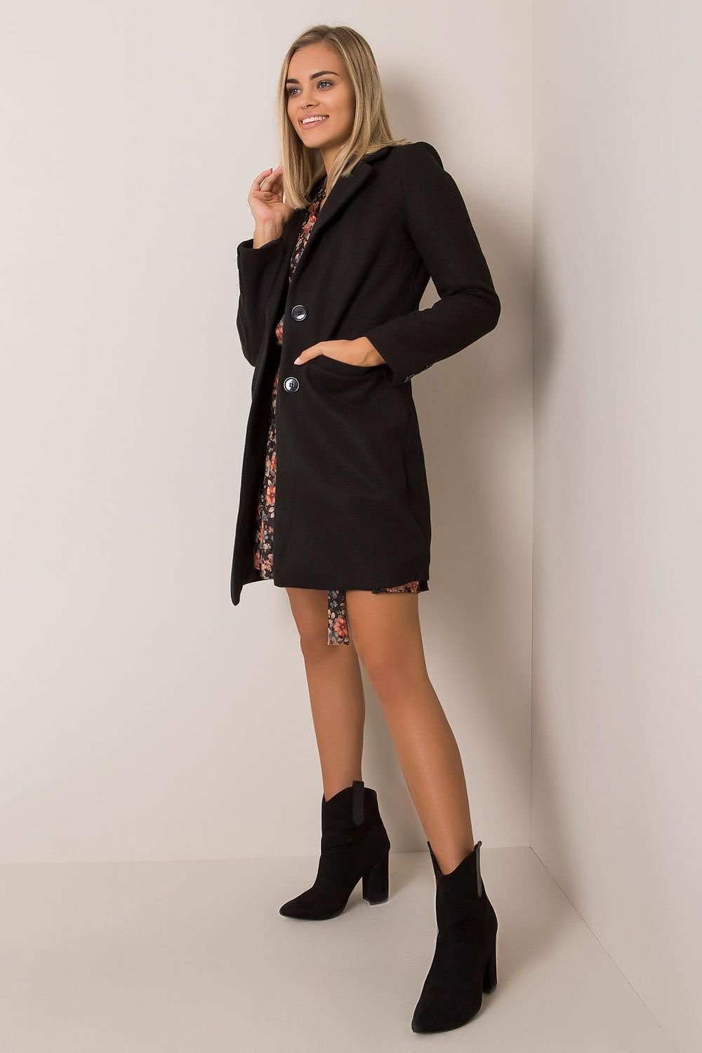 Coat model 202315 Och Bella