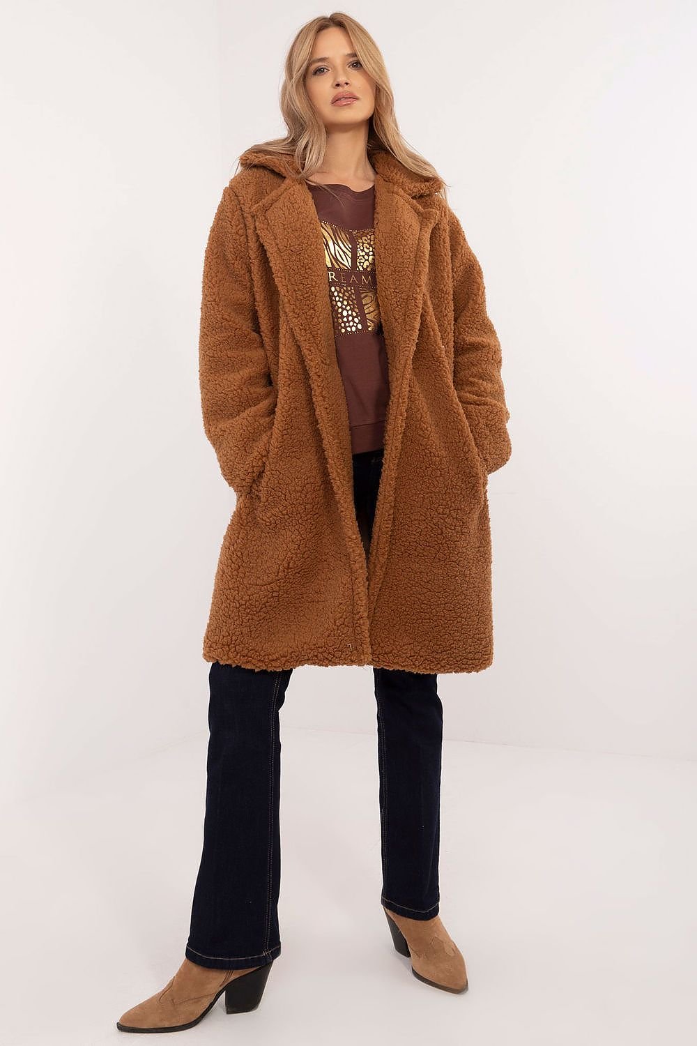 Coat model 203741 Italy Moda