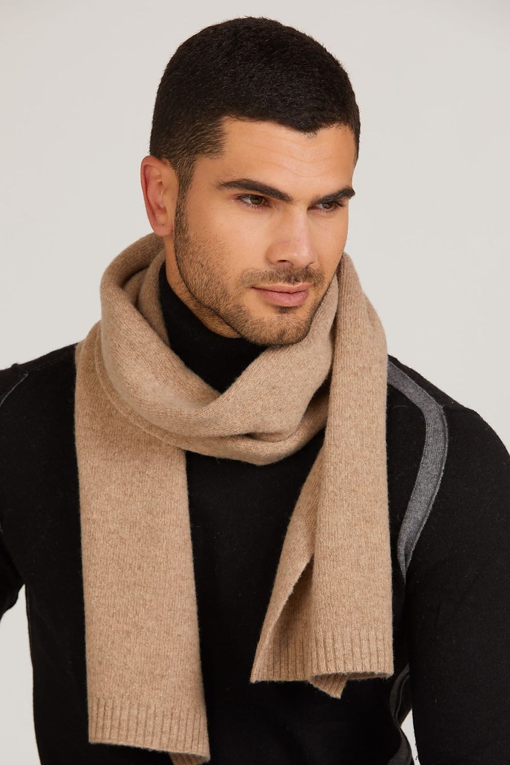 Shawl model 205475 Kamea