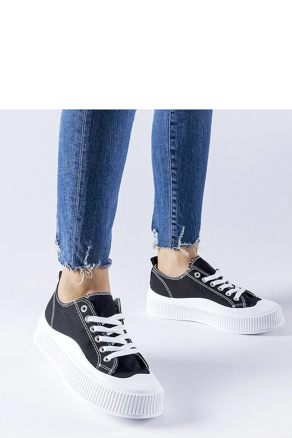 Sneakers model 207617 Solea