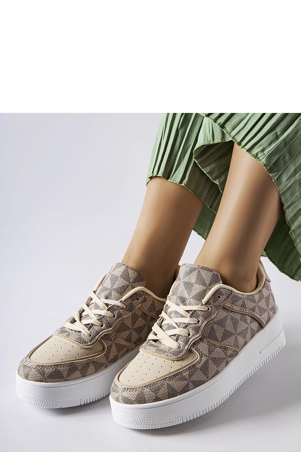 Sneakers model 207750 Solea