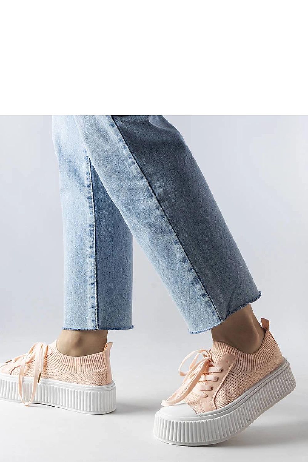 Sneakers model 207827 Solea