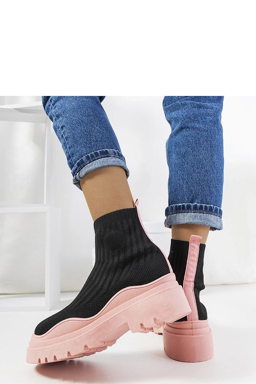Sneakers model 207839 Solea