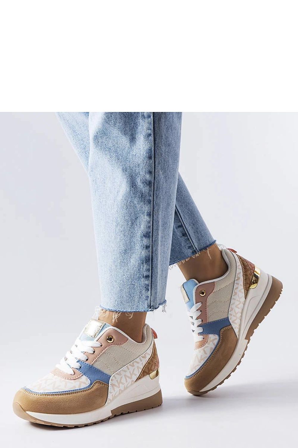 Sneakers model 207951 Solea
