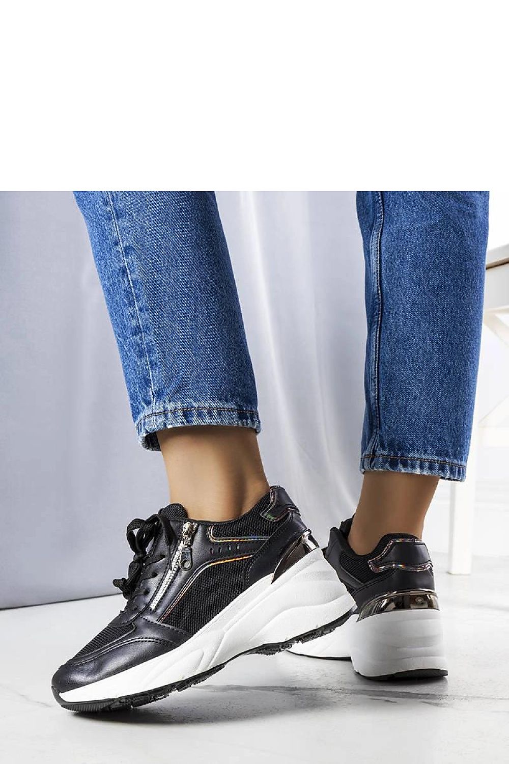 Sneakers model 207989 Solea