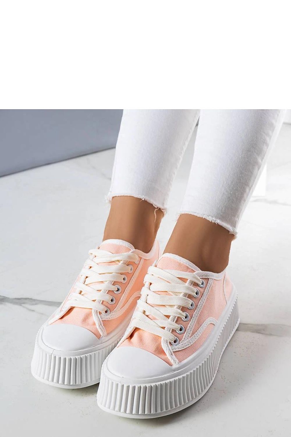 Sneakers model 207991 Solea