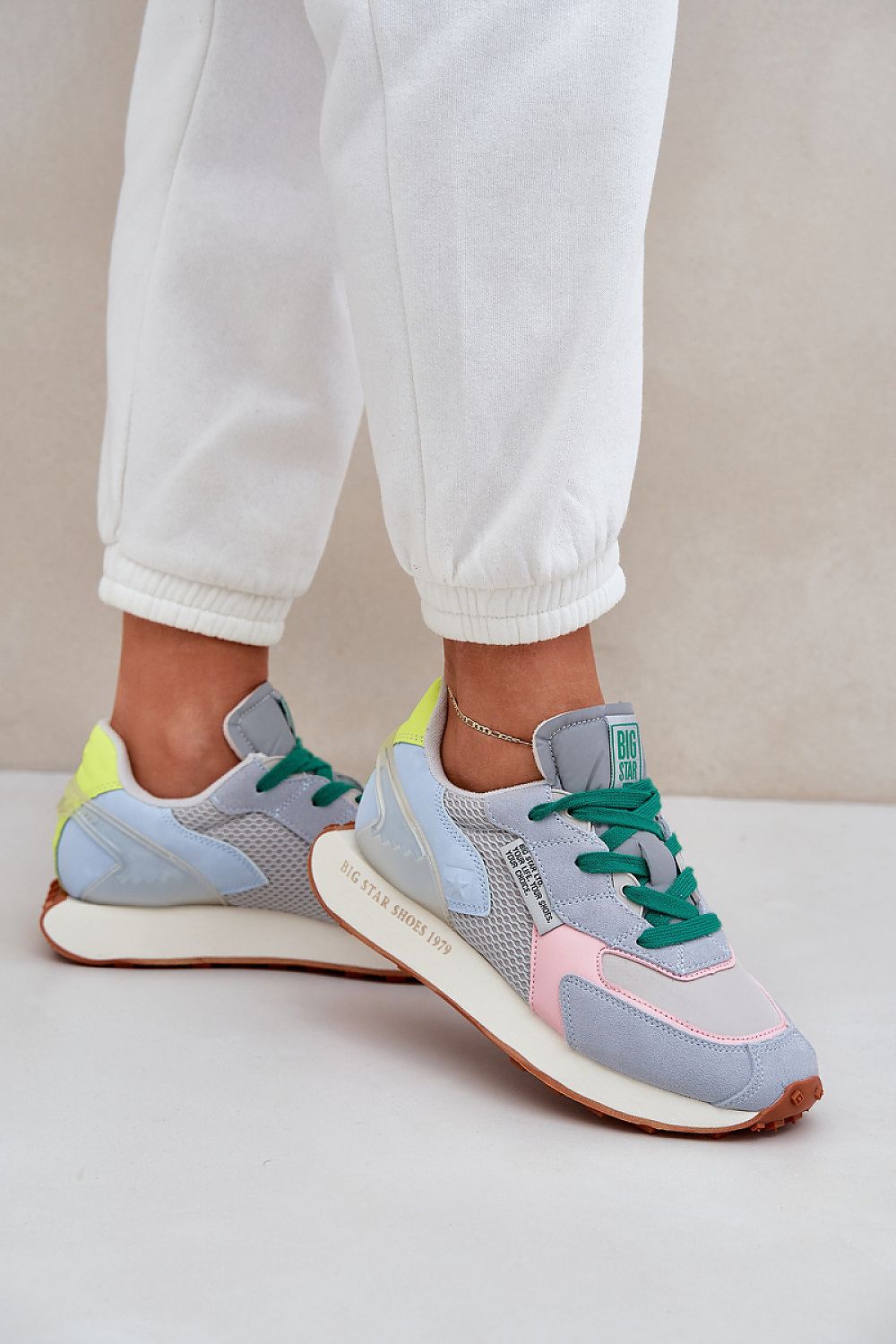 Sport Shoes model 208547 Step in style