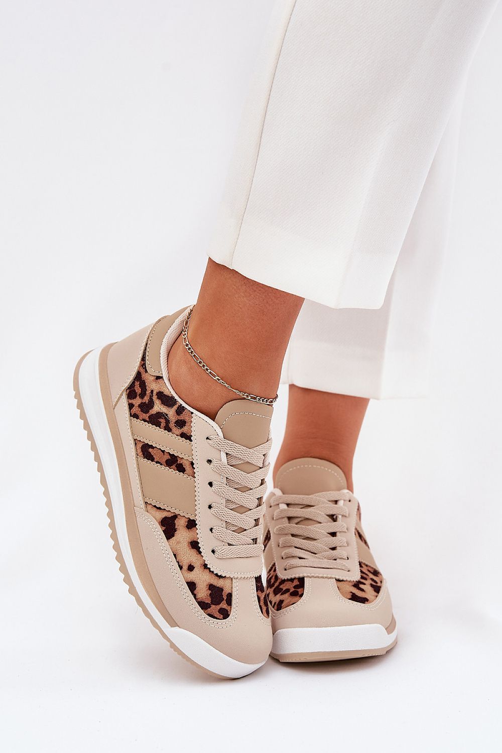 Sport Shoes model 209062 Step in style