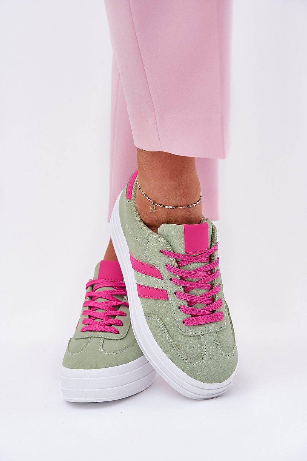 Sport Shoes model 209458 Step in style