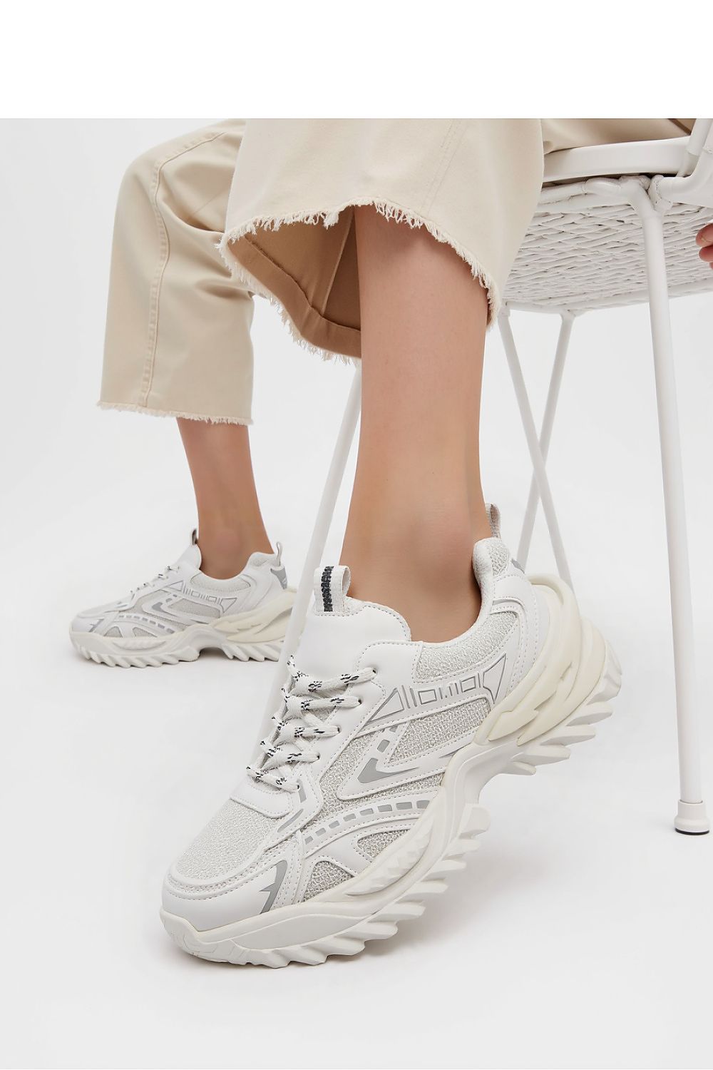 Sport Shoes model 210195 Inello