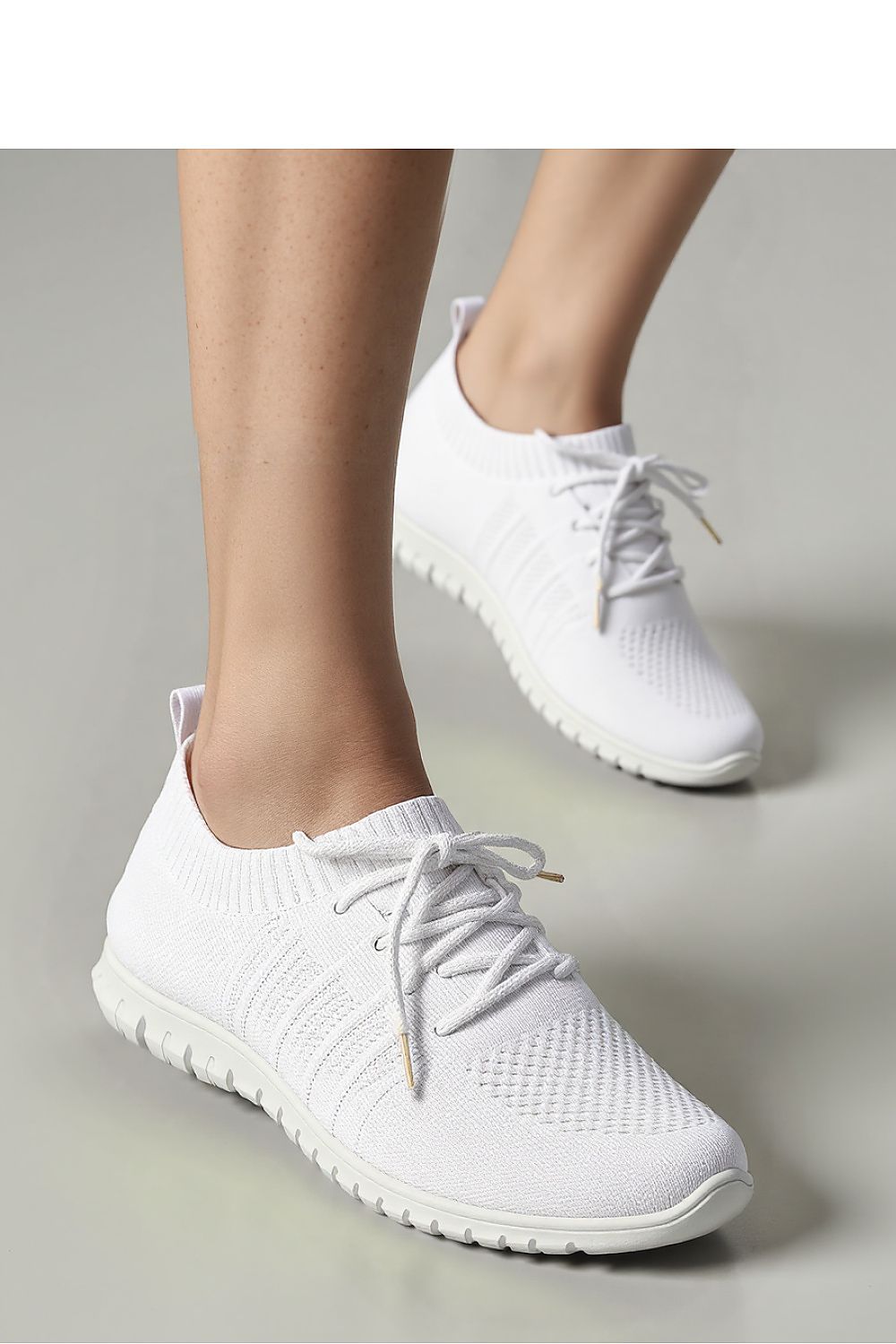 Sport Shoes model 210275 Inello