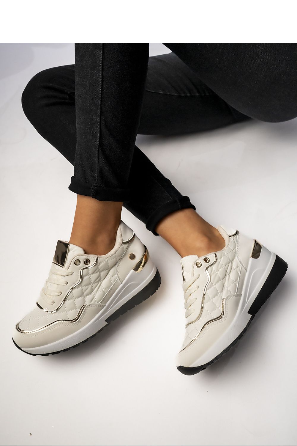 Sport Shoes model 210561 Inello