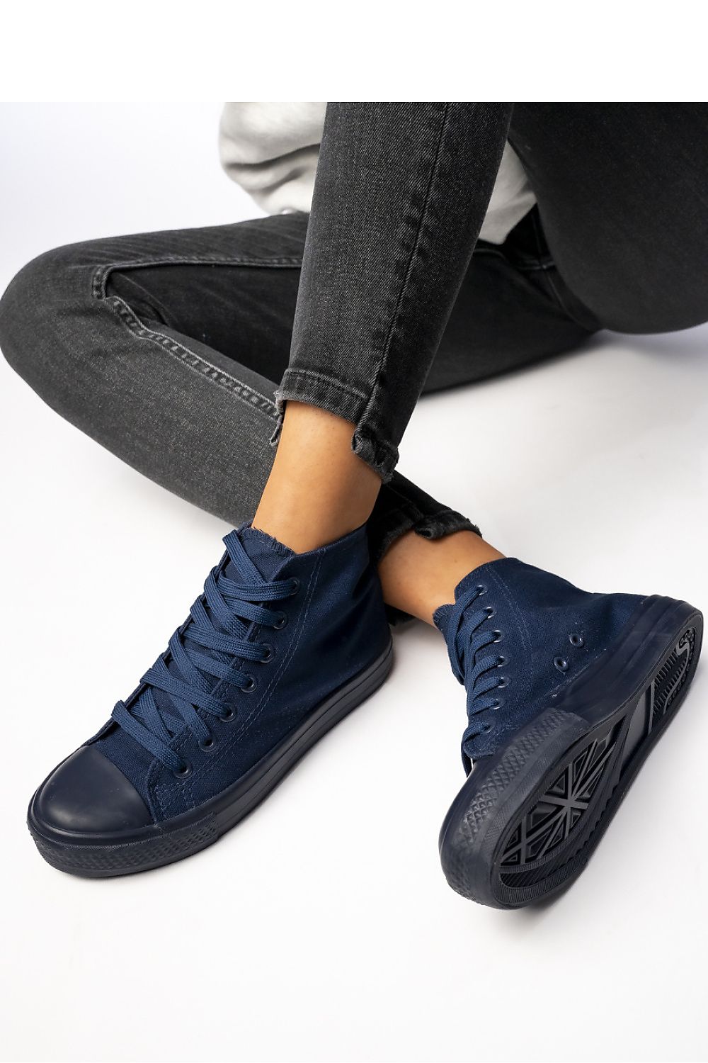 Sneakers model 210566 Inello