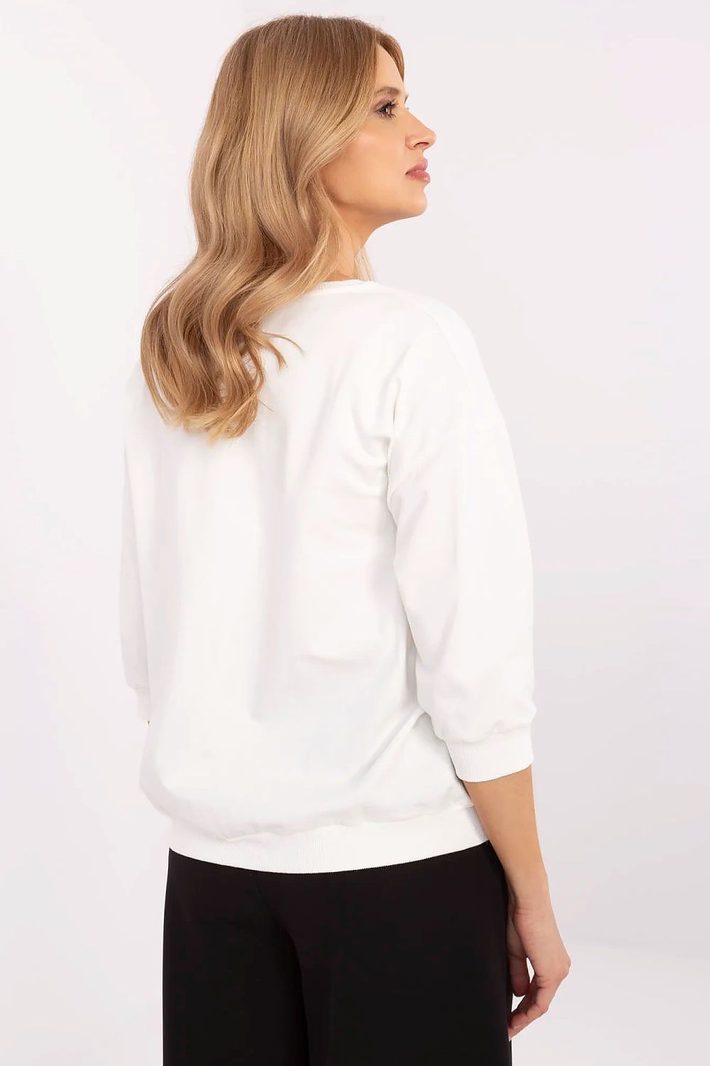 Blouse model 210656 Relevance
