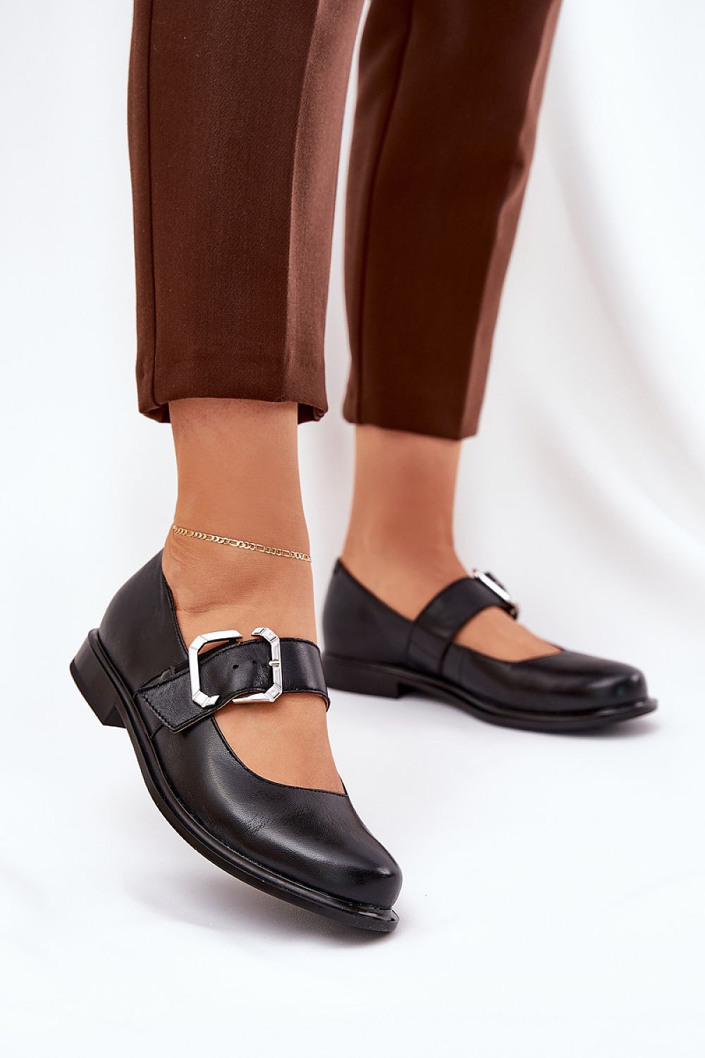 Low Shoes model 212573 Step in style