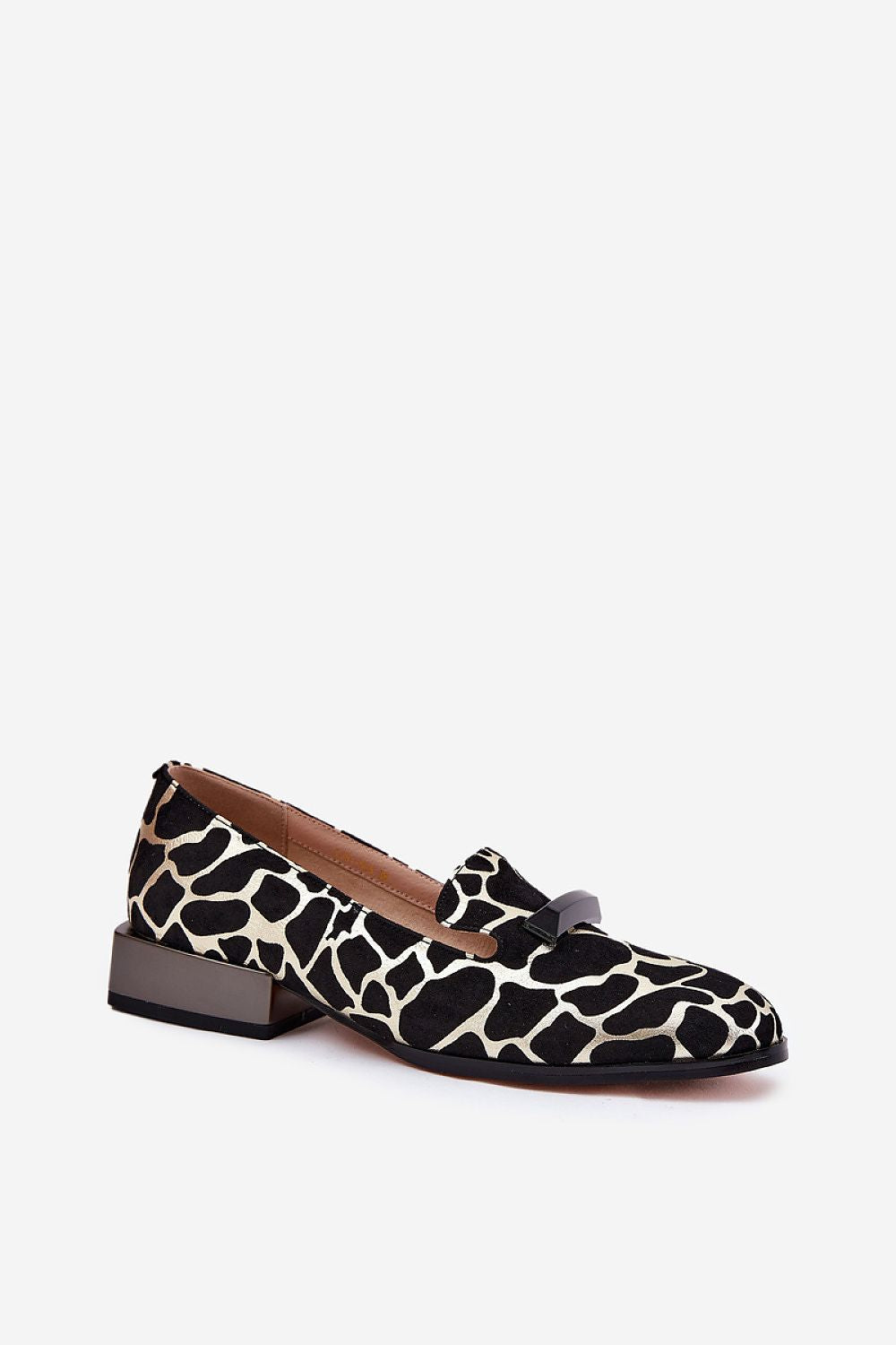 Heeled low shoes model 213024 Step in style