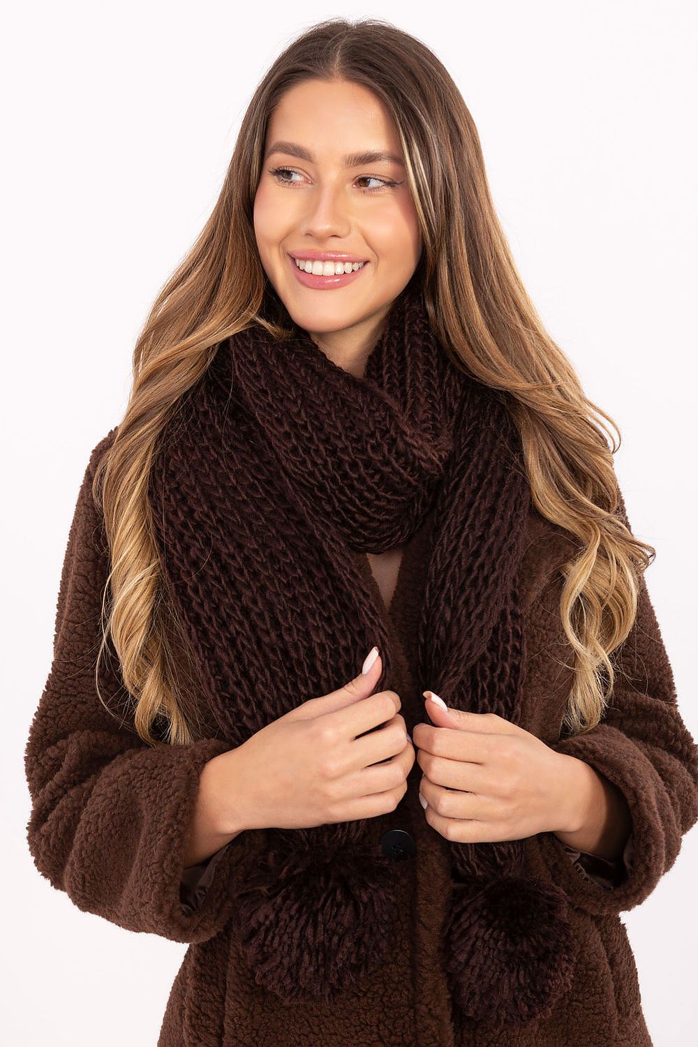 Shawl model 220394 AT