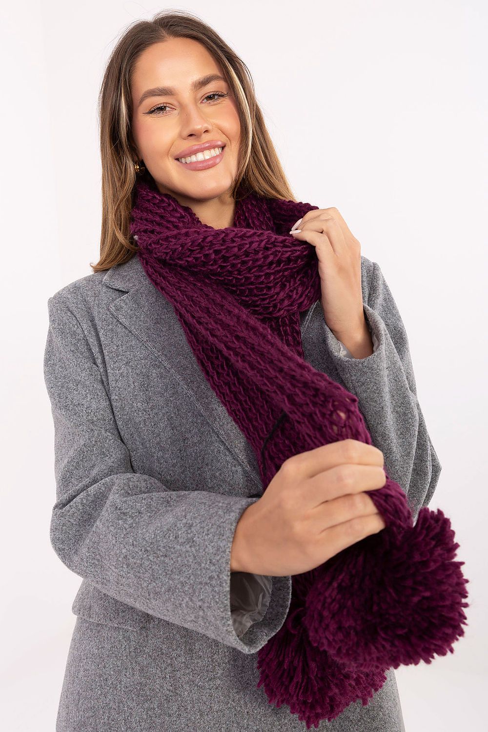 Shawl model 220395 AT