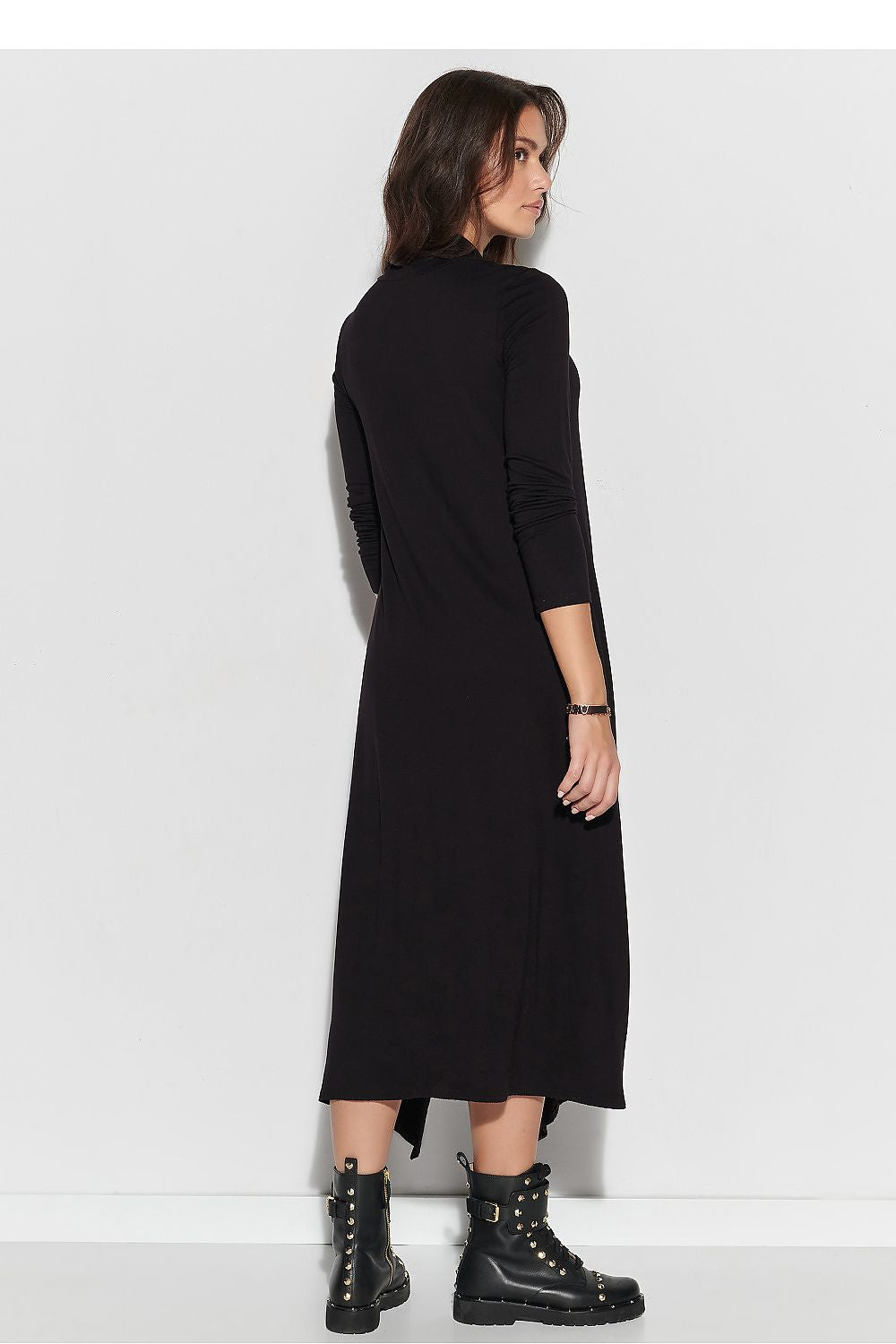 Daydress model 220427 Makadamia