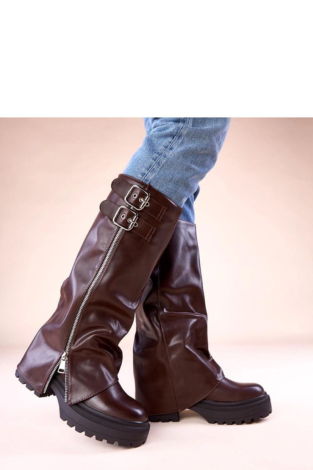 Platform boots model 222372 Solea