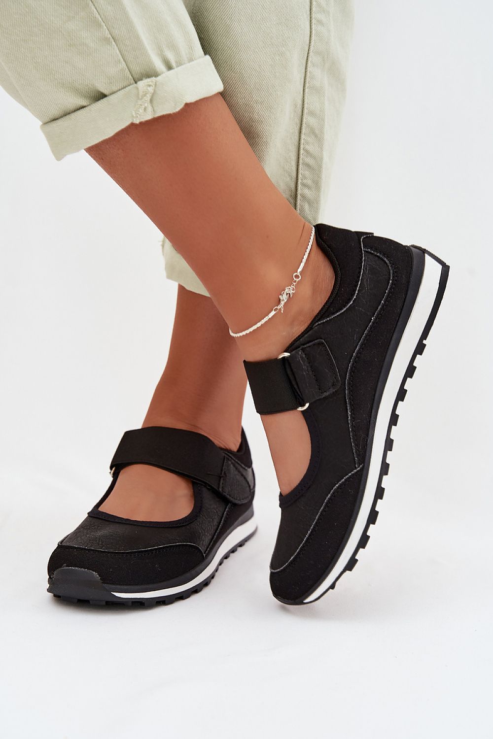 Half shoes model 225101 Step in style