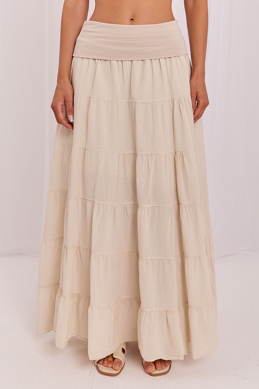Long skirt model 229477 Italy Moda