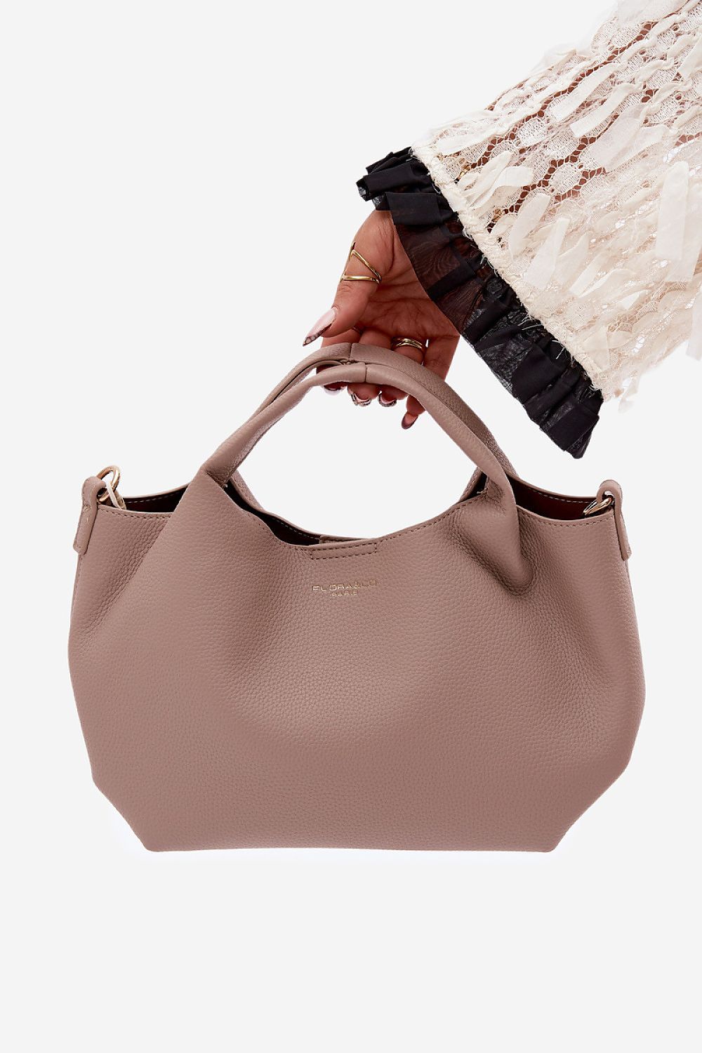 Everyday handbag model 230681 Step in style